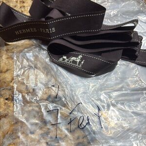 Hermès brown thick ribbon